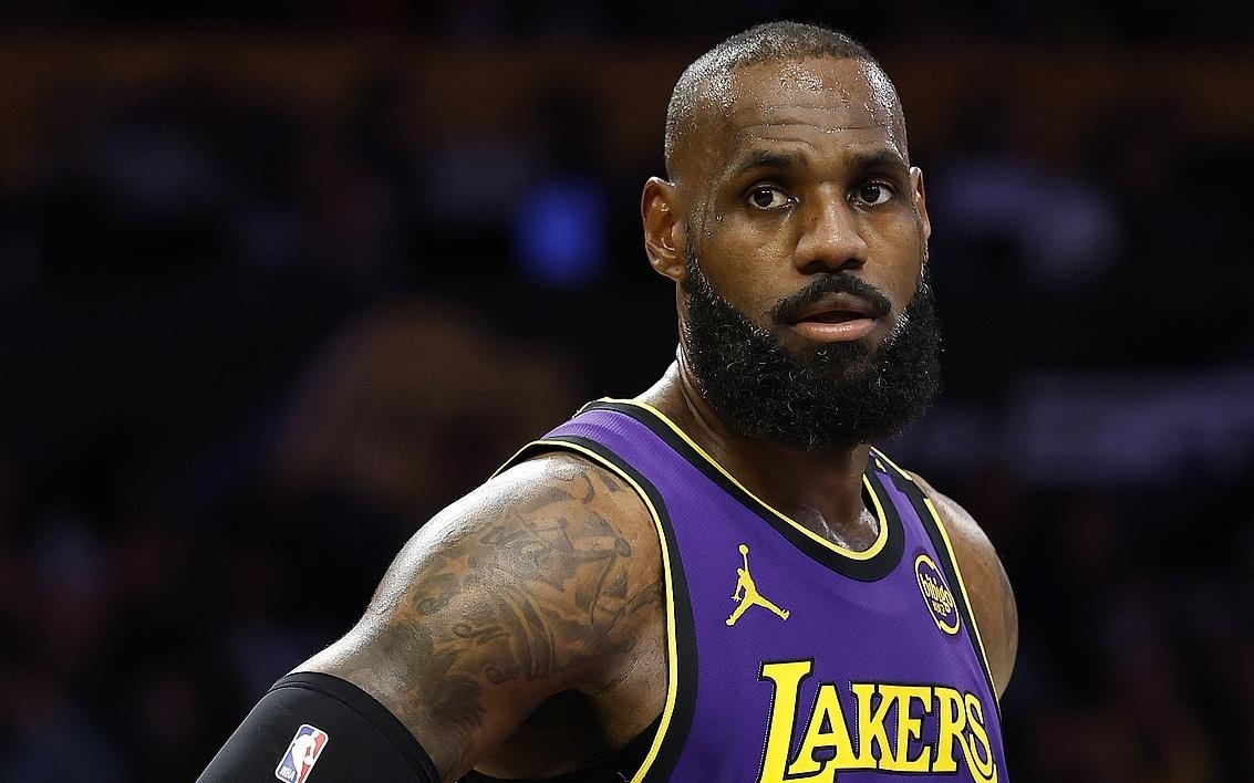 目前太阳队 目前太阳队